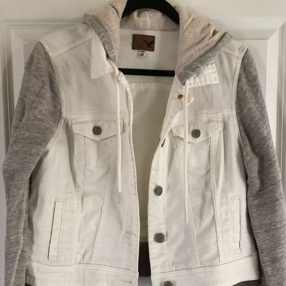 American Eagle White Jean Jacket Hoodie.